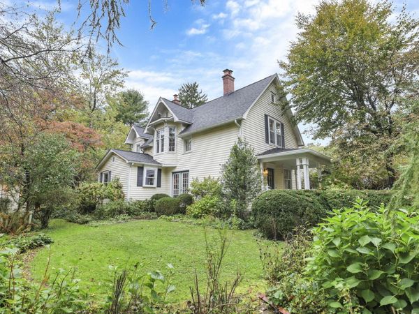 129 Shepardson Court , Granville, OH 43023