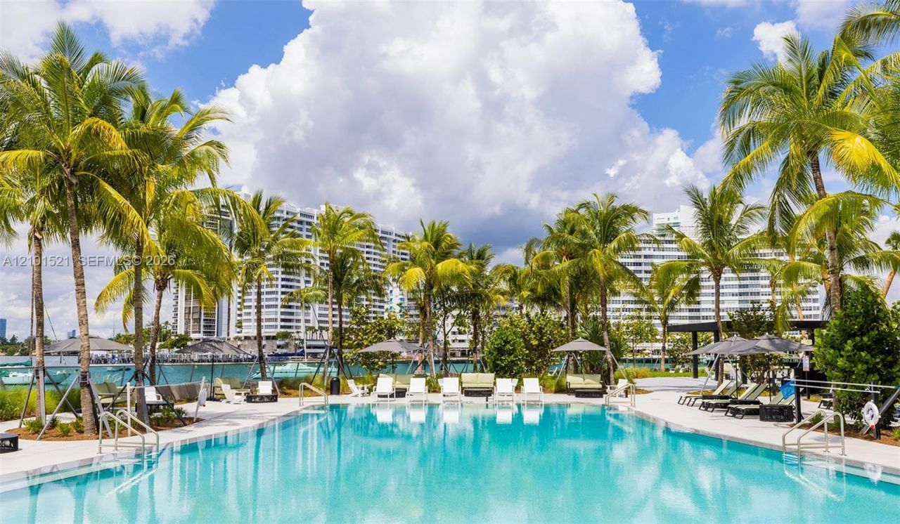 1508 Bay Rd , Unit N0515, Miami Beach, FL 33139 Photo