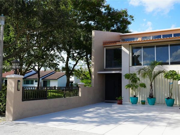 701 E Coco Plum Cir , Unit 8, Plantation, FL 33324