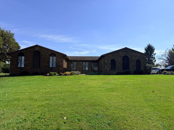 7083 State Route 188, Circleville, OH 43113