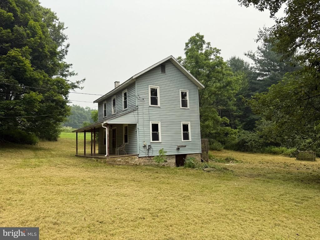 21167 COLES VALLEY ROAD , ROBERTSDALE, PA 16674