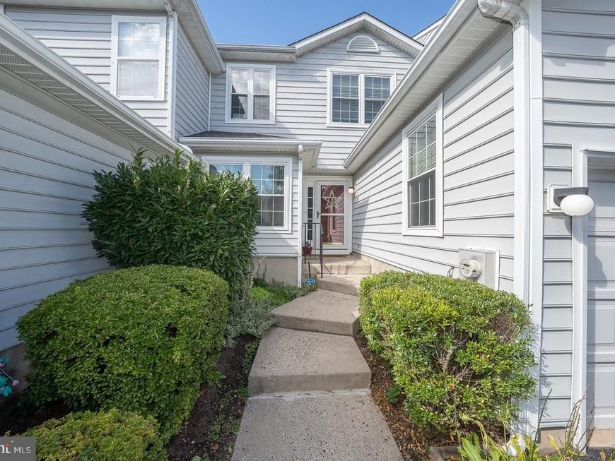 19 Victoria Circle, Collegeville, PA 19426 Main Photo