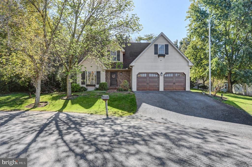 673 Karvois Court, Chambersburg, PA 17202 Main Photo