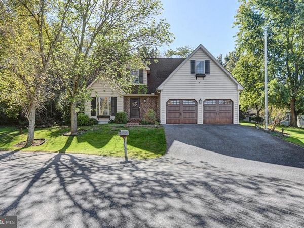 673 KARVOIS COURT, CHAMBERSBURG, PA 17202
