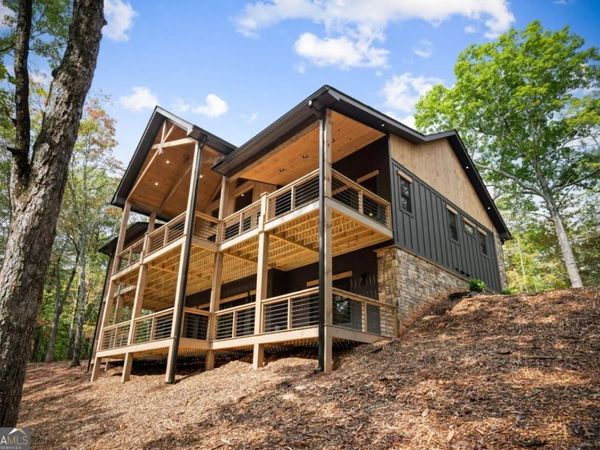 164 Brook Lane, Mineral Bluff, GA 30559