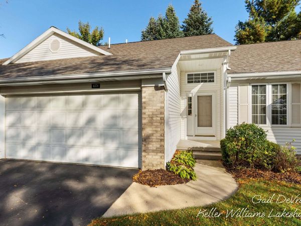4378 Canal Avenue SW, Grandville, MI 49418