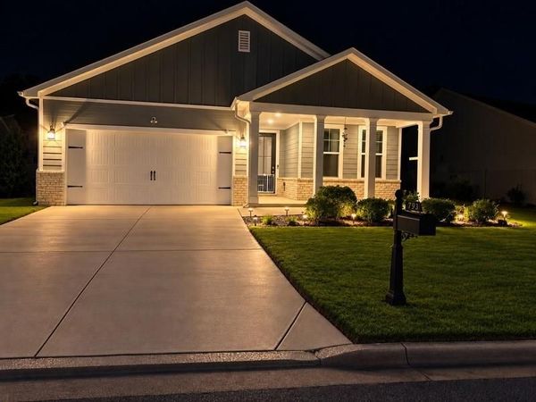 790 Riverwood Pass , Dallas, GA 30157