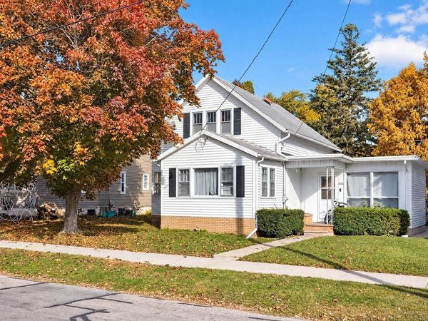 1532 MAPLE AVENUE, Oshkosh, WI 54902