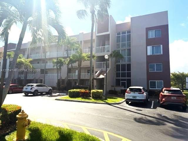 7523 Granville Dr, Unit 112, Tamarac, FL 33321 Photo