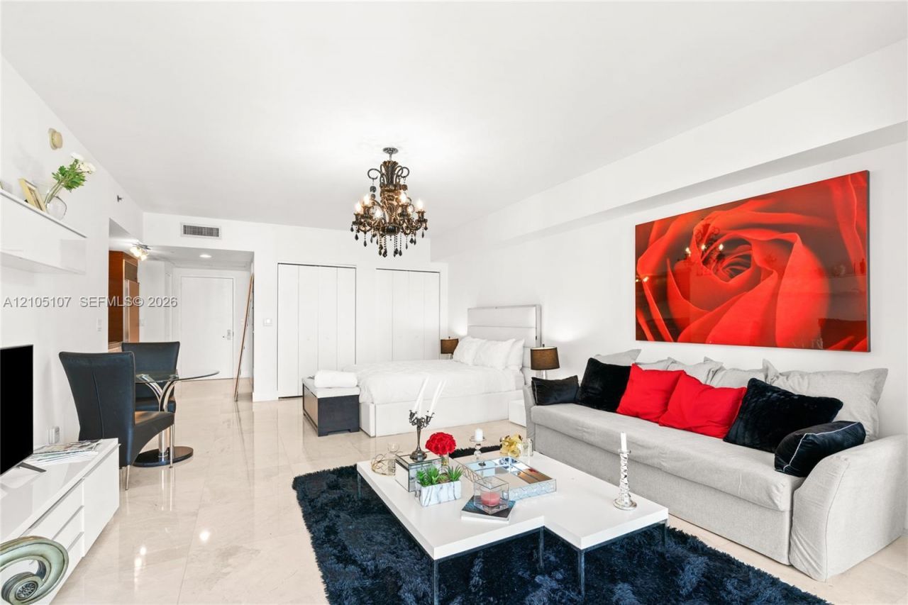 475 Brickell Ave , Unit 2610, Miami, FL 33131 Photo