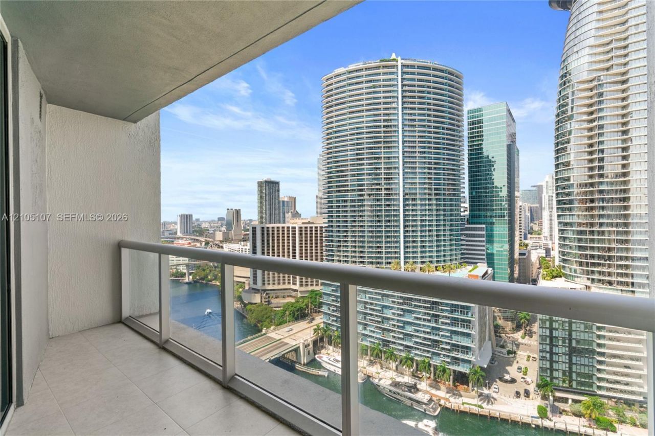 475 Brickell Ave , Unit 2610, Miami, FL 33131 Photo
