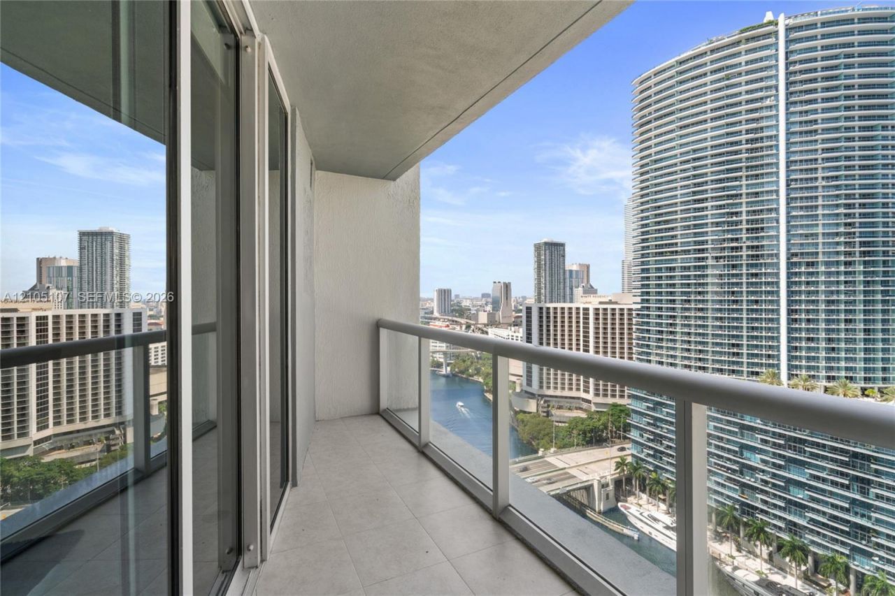 475 Brickell Ave , Unit 2610, Miami, FL 33131 Photo