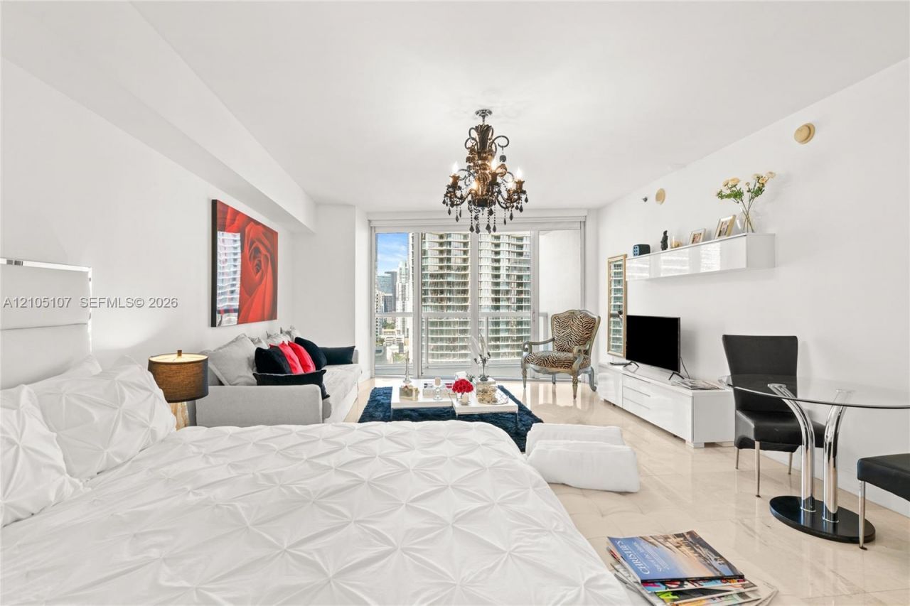 475 Brickell Ave , Unit 2610, Miami, FL 33131 Photo