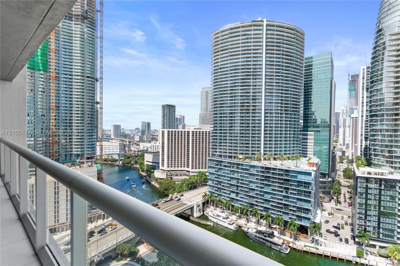 475 Brickell Ave, Unit 2414, Miami, FL 33131 Photo