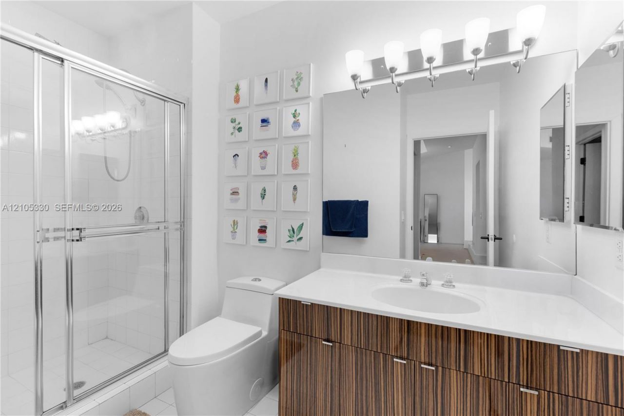 21205 Yacht Club Dr , Unit 304, Aventura, FL 33180 Photo