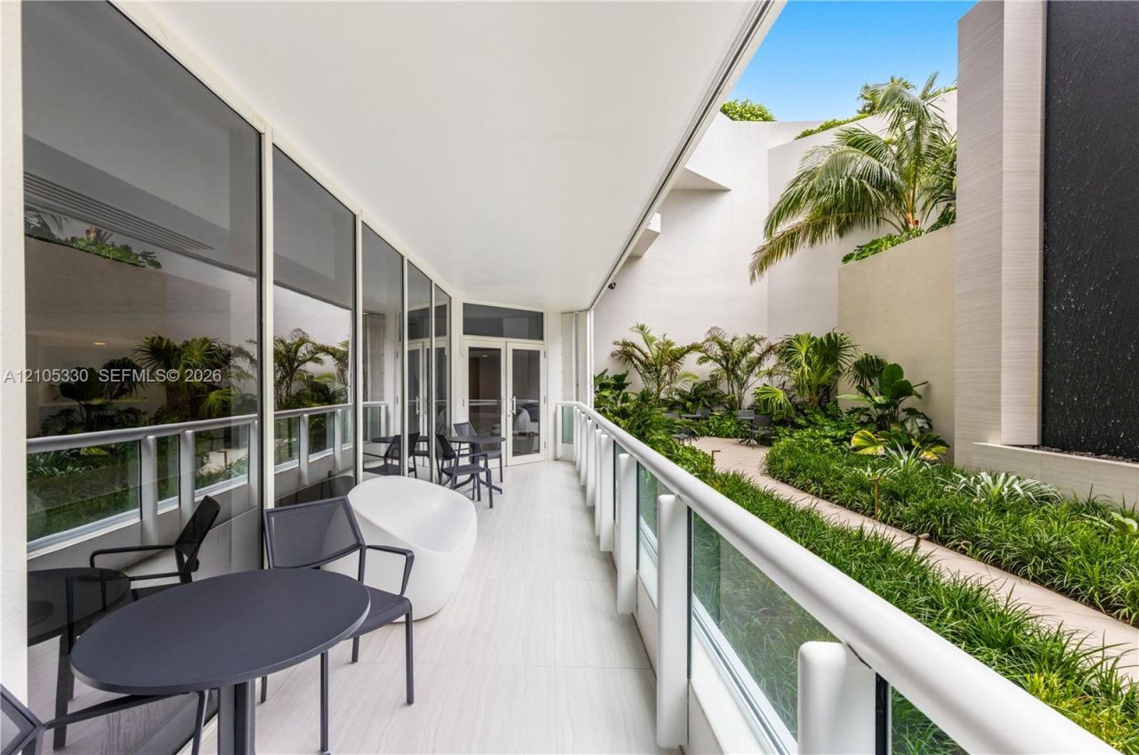 21205 Yacht Club Dr , Unit 304, Aventura, FL 33180 Photo