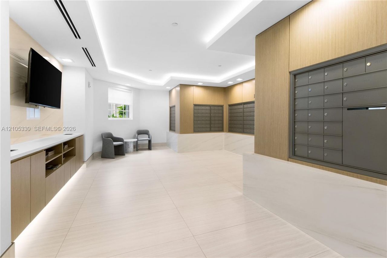 21205 Yacht Club Dr , Unit 304, Aventura, FL 33180 Photo