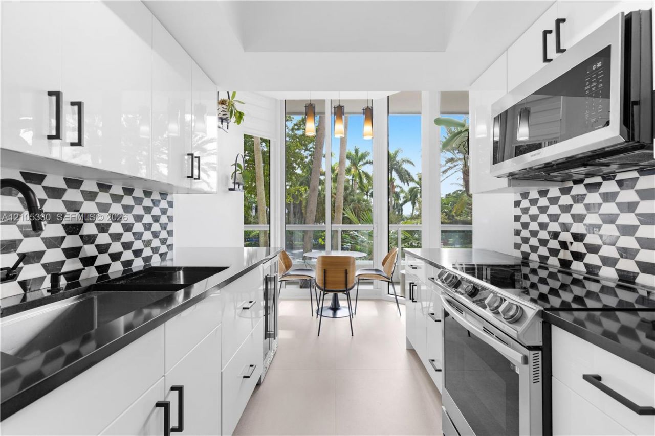 21205 Yacht Club Dr , Unit 304, Aventura, FL 33180 Photo