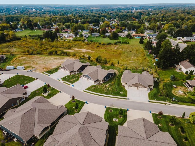 104 Willows End , Bellefontaine, OH 43311 Photo 60