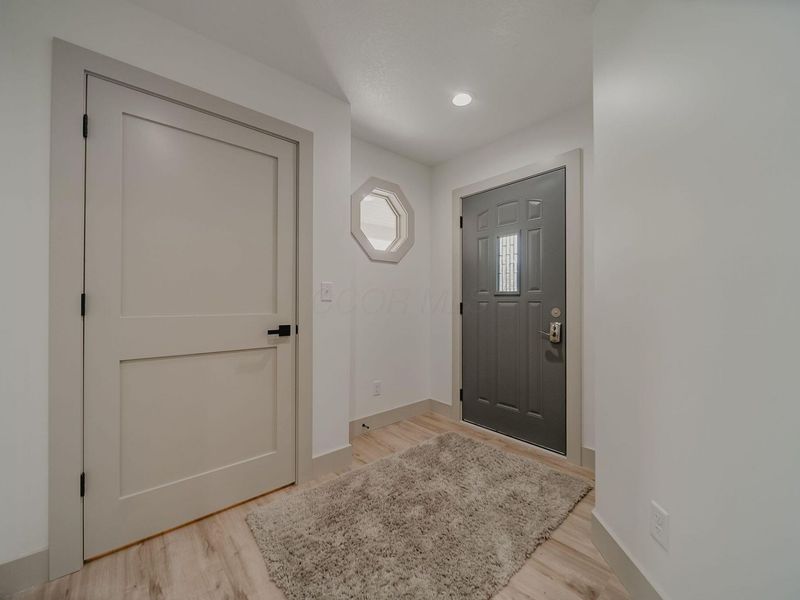 104 Willows End , Bellefontaine, OH 43311 Photo 7