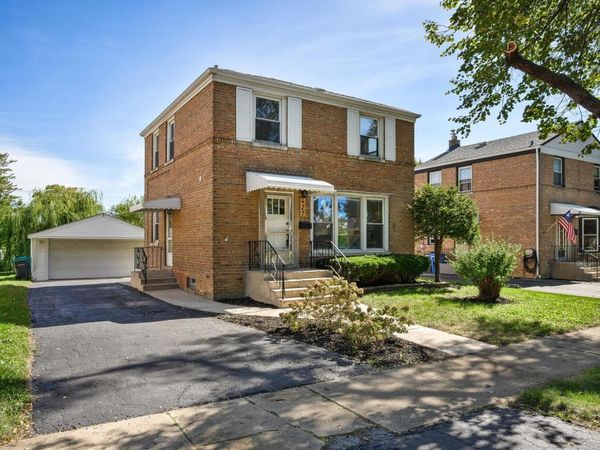 427 E End Avenue , Hillside, IL 60162