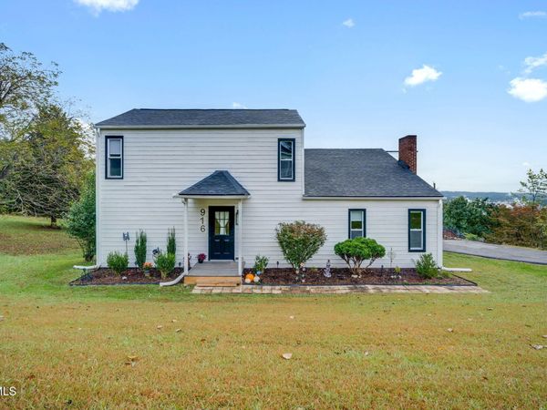 916 Starling Drive, Kingsport, TN 37660