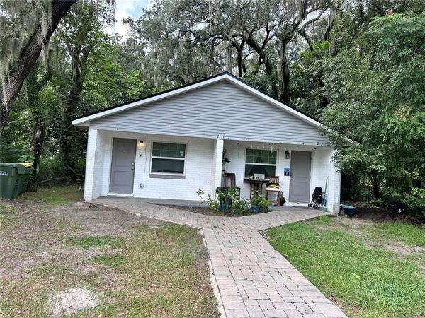 1111 STINSON STREET , LEESBURG, FL 34748