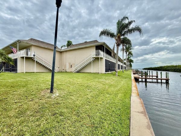 8801 BAY POINTE DRIVE, Unit 102, TAMPA, FL 33615