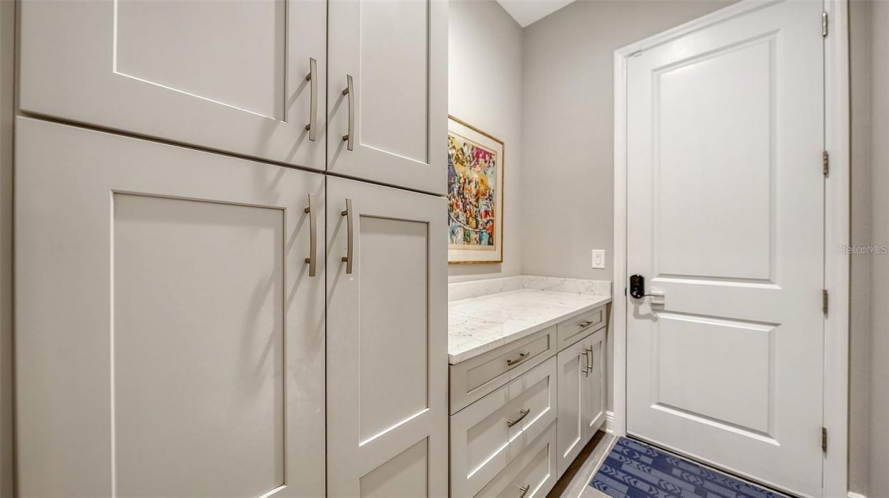 2566 Paradise Plum Drive, Sarasota, FL 34240 Photo