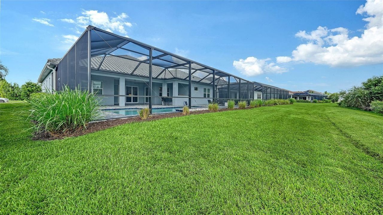 2566 Paradise Plum Drive, Sarasota, FL 34240 Photo