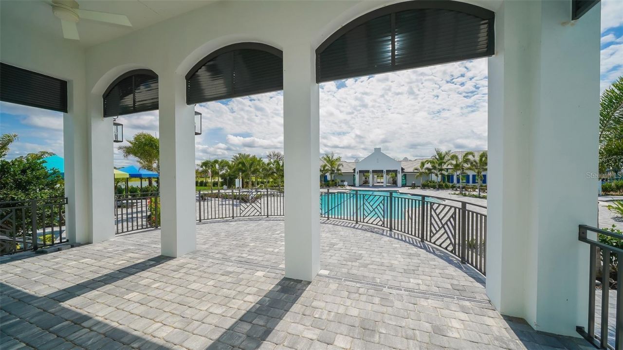 2566 Paradise Plum Drive, Sarasota, FL 34240 Photo