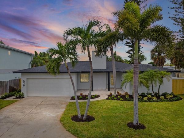529 80TH AVENUE , ST PETE BEACH, FL 33706