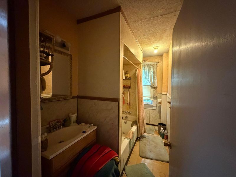 150 Chicago Avenue, Columbus, OH 43222 Photo 5