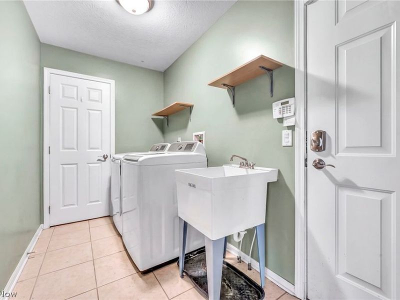 7278 Kentucky Drive, Bedford, OH 44146 Photo 31