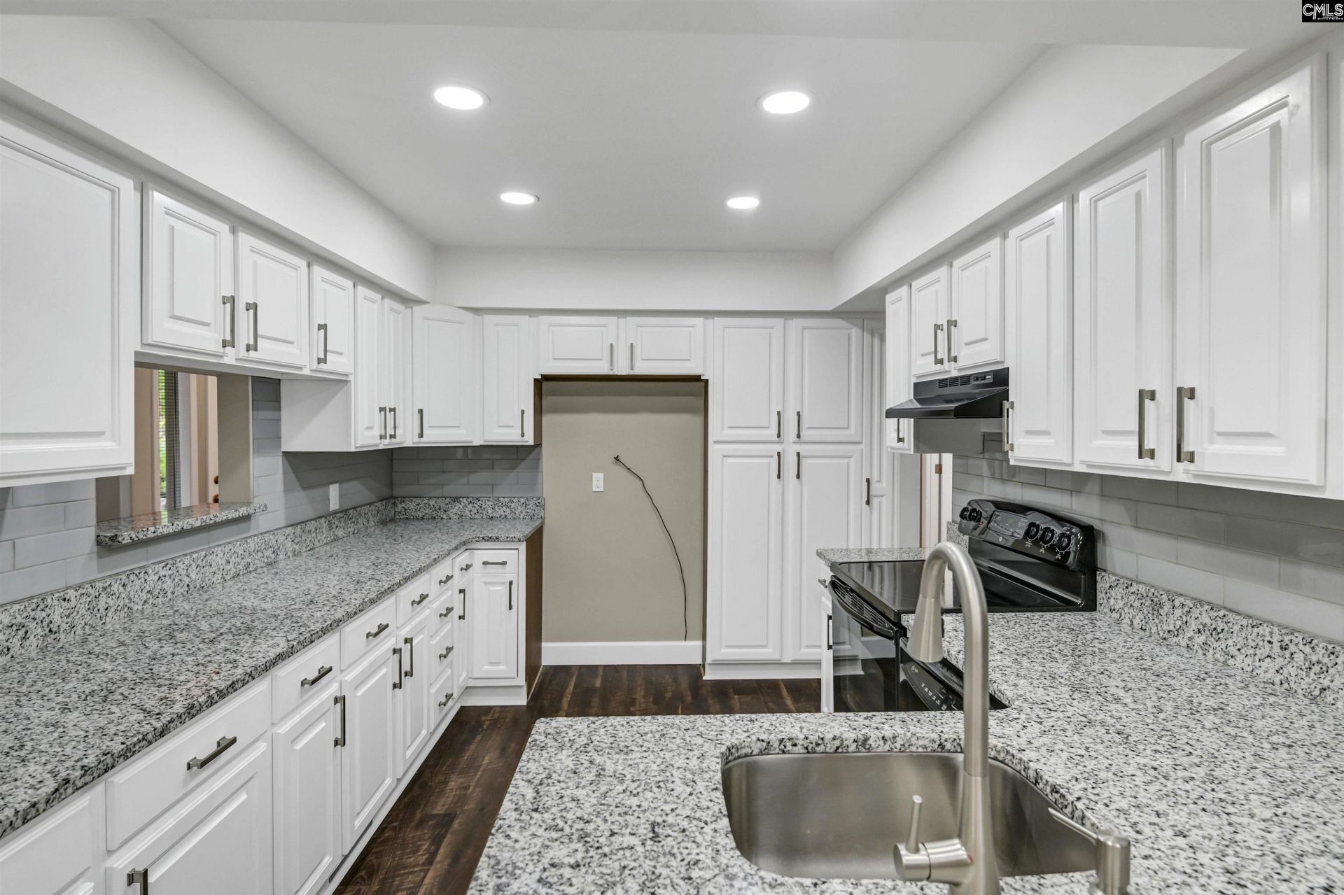 148 Leeward Road  Photo 10