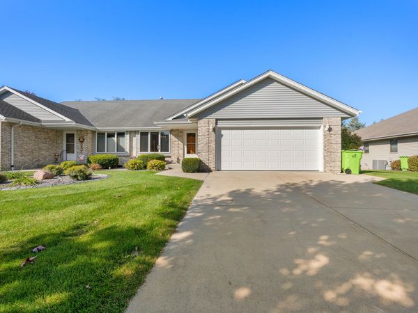 951 Spruce St, Hartford, WI 53027