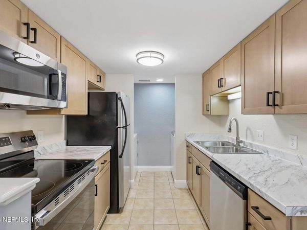 3737 LORETTO Road, Unit 305, Jacksonville, FL 32223