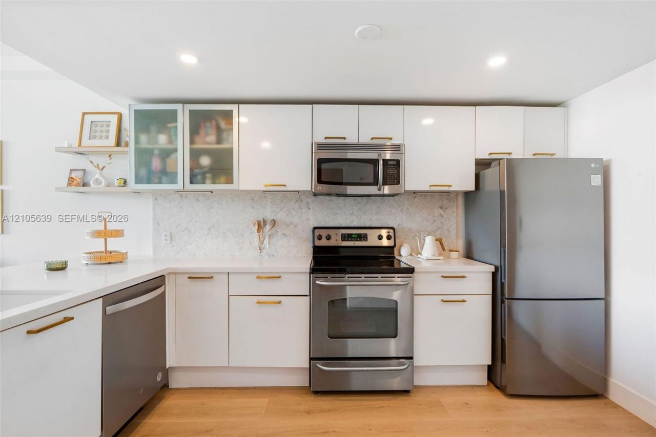 3339 Virginia St , Unit 339, Miami, FL 33133 Photo