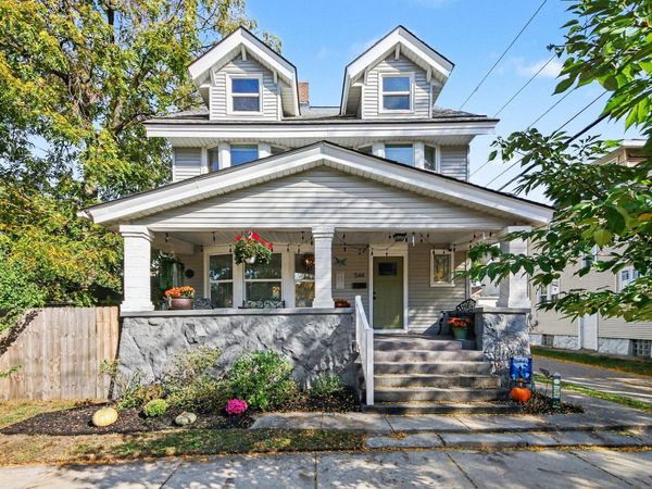 544 Giddings Avenue SE, Grand Rapids, MI 49506