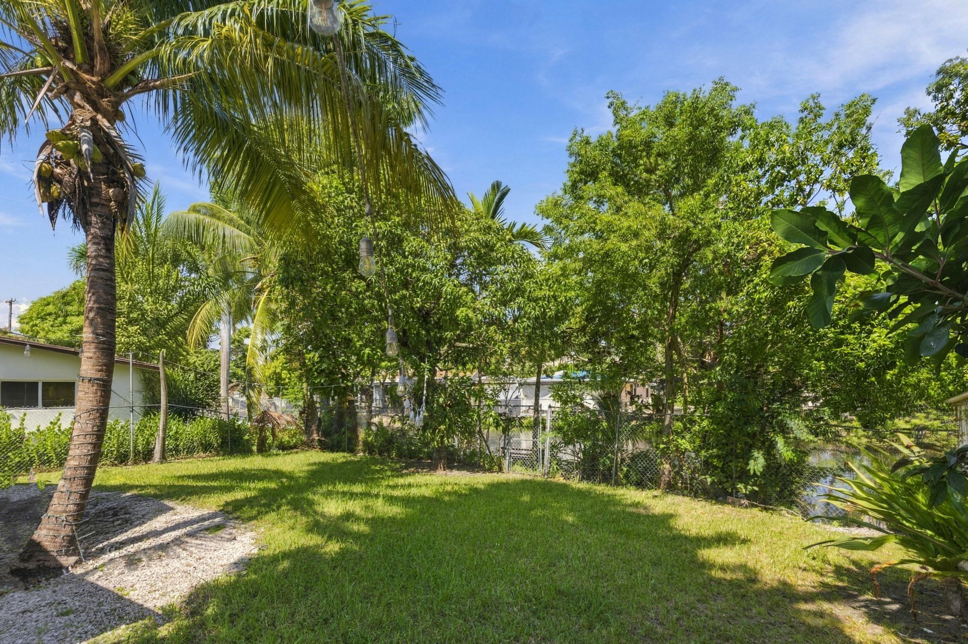 2805 NW 11th Street, Miami, FL 33125 Photo