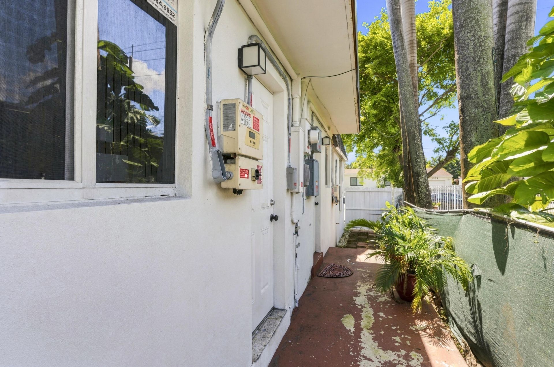 2805 NW 11th Street, Miami, FL 33125 Photo