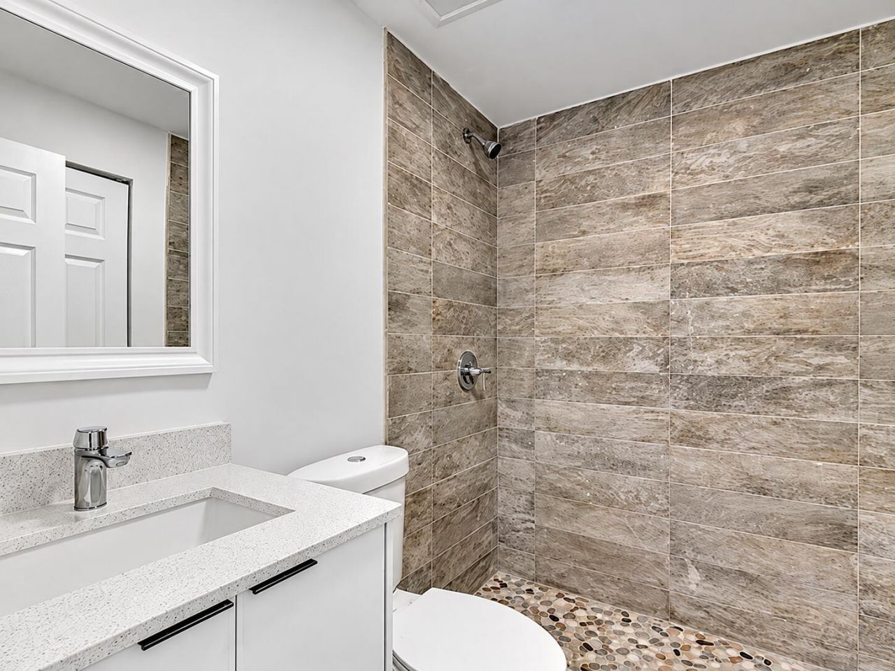 2805 NW 11th Street, Miami, FL 33125 Photo