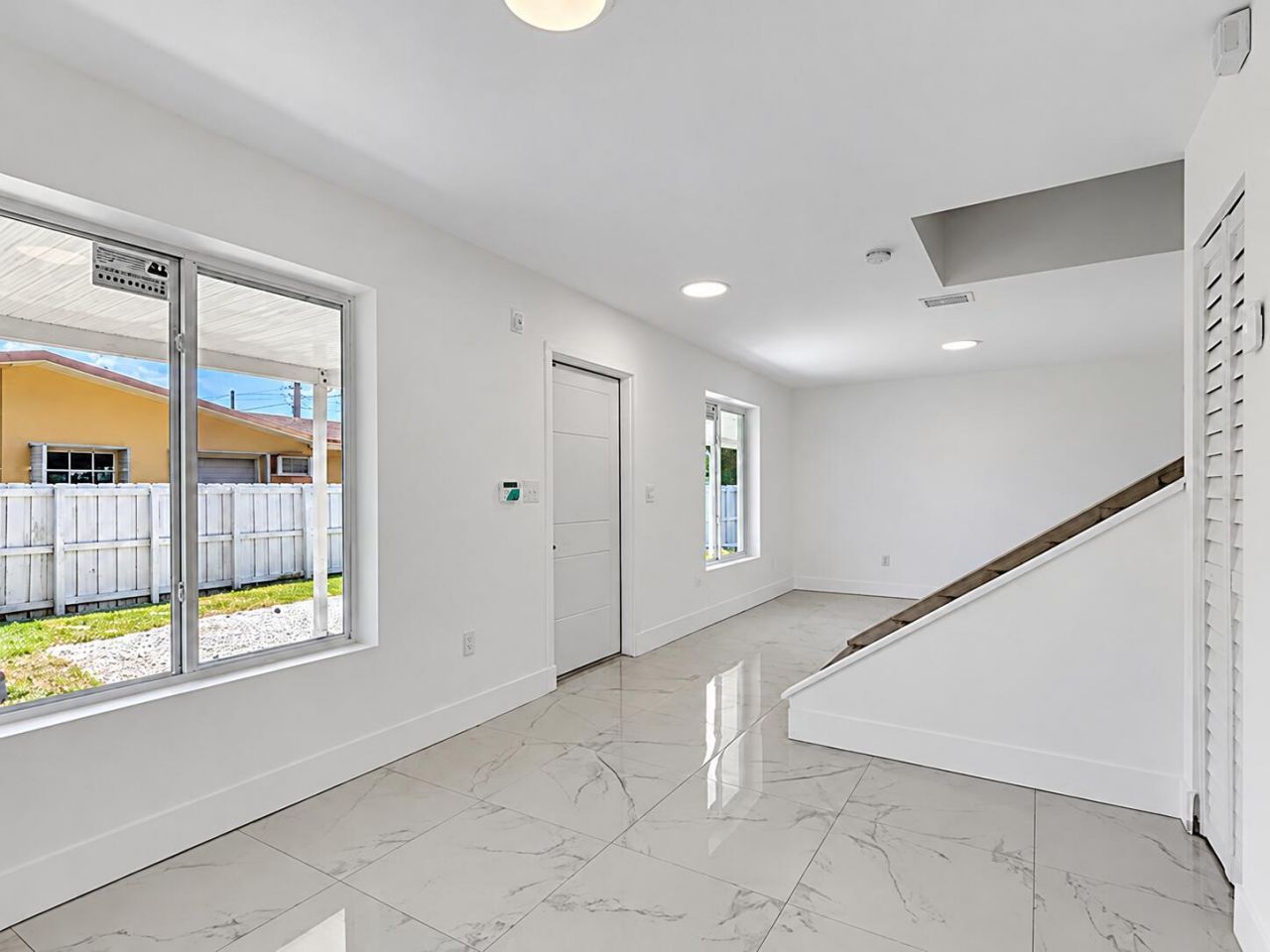 2805 NW 11th Street, Miami, FL 33125 Photo