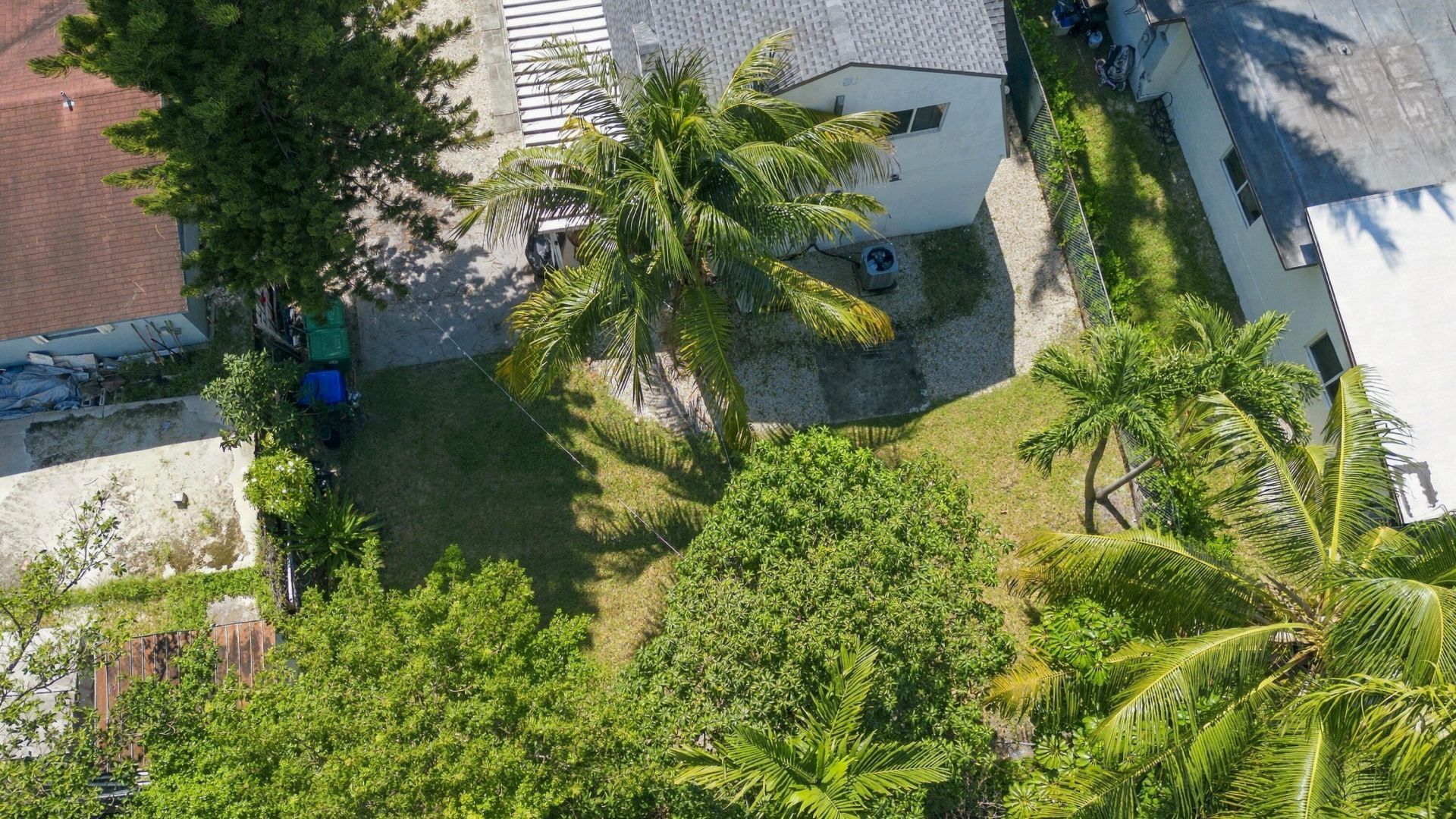 2805 NW 11th Street, Miami, FL 33125 Photo