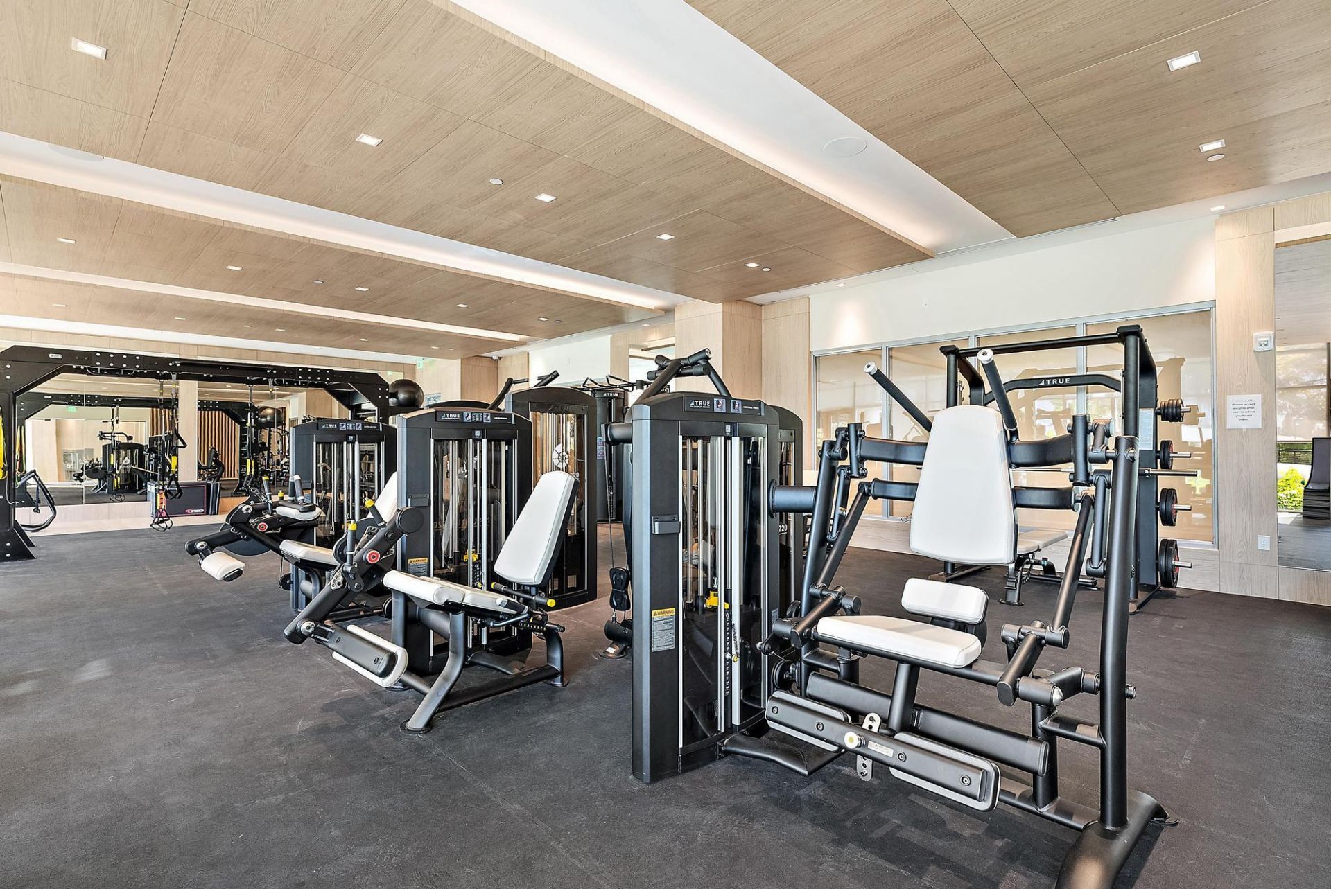 220 Lake Shore Drive, Unit 817, West Palm Beach, FL 33403 Photo