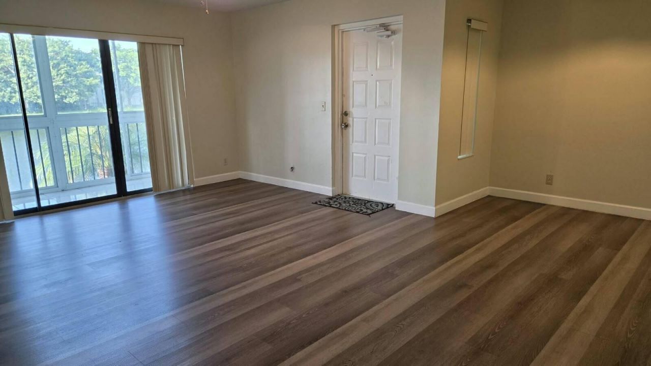 1002 Green Pine Boulevard, Unit F2, West Palm Beach, FL 33409 Photo