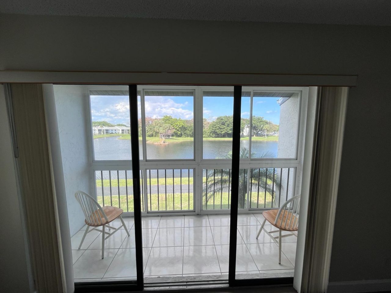 1002 Green Pine Boulevard, Unit F2, West Palm Beach, FL 33409 Photo