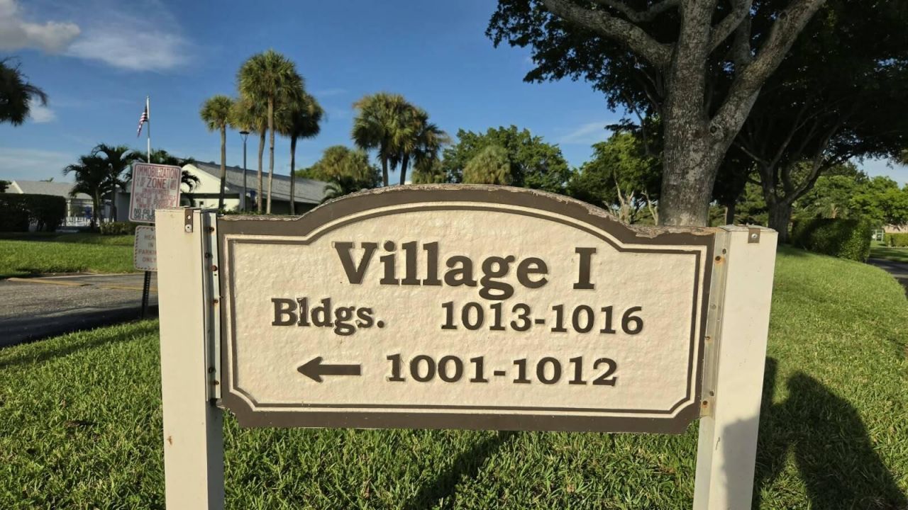 1002 Green Pine Boulevard, Unit F2, West Palm Beach, FL 33409 Photo