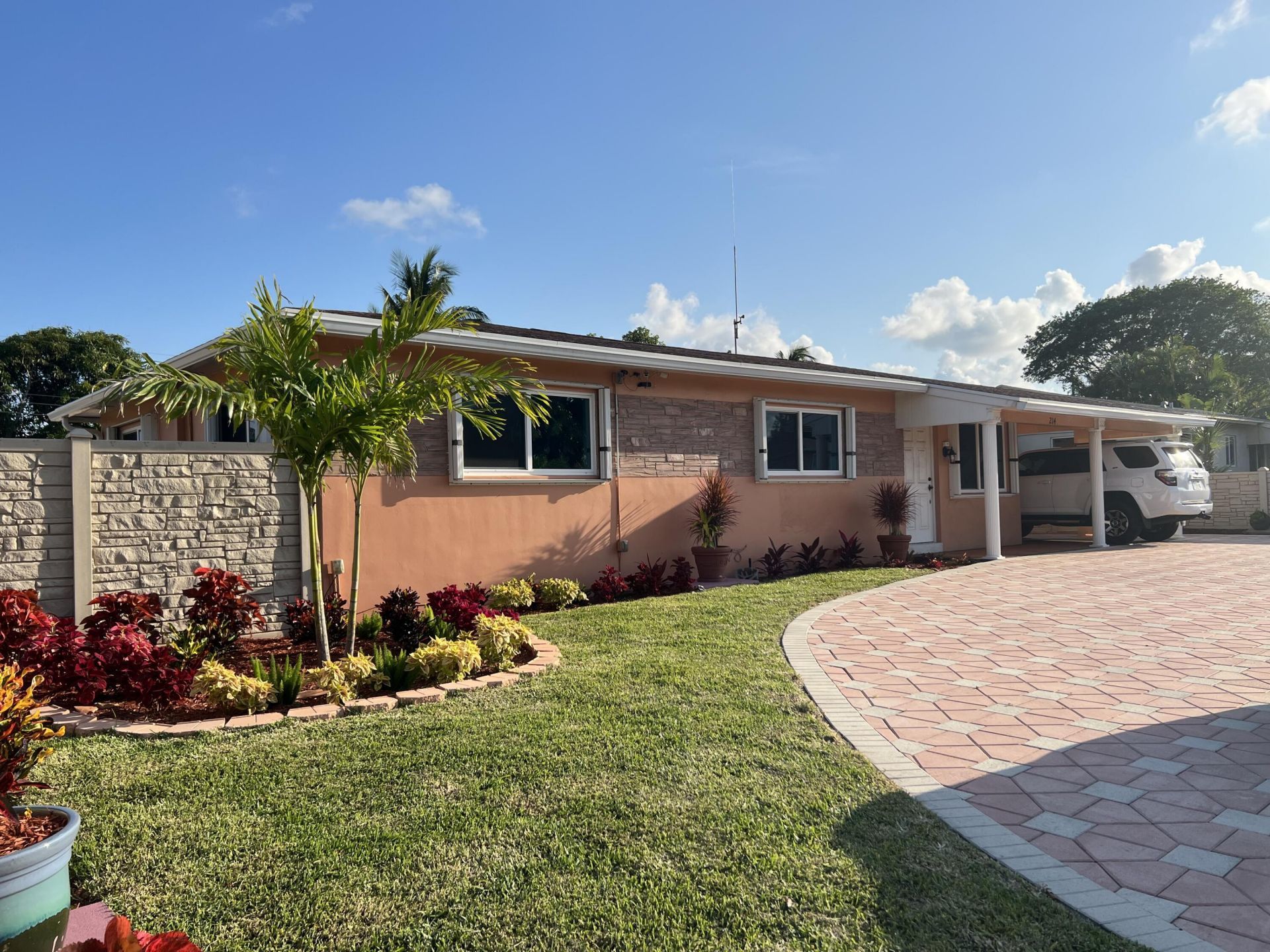 214 SW 3rd Avenue, Boynton Beach, FL 33435 Photo