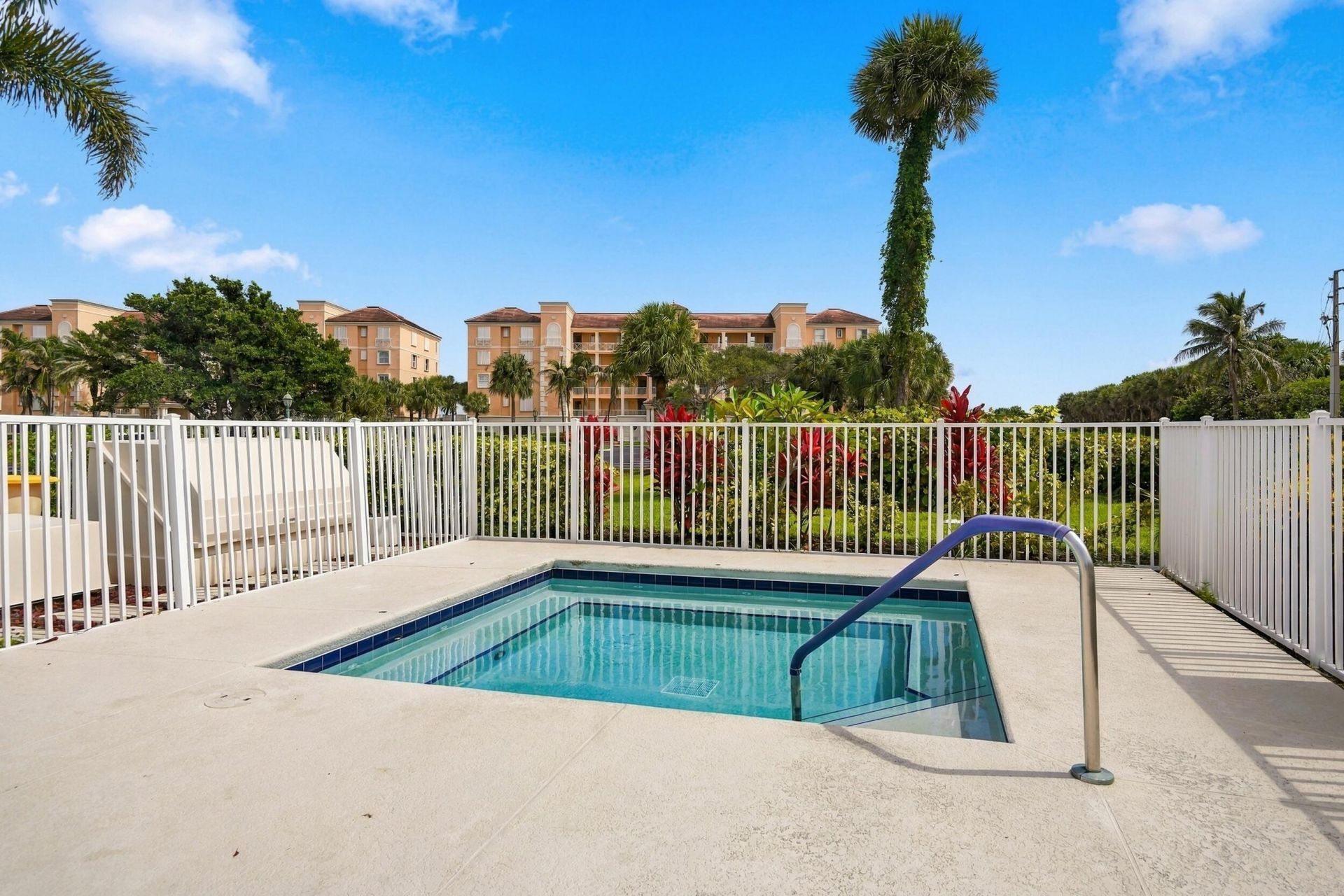 91 Southpointe Drive, Fort Pierce, FL 34949 Photo